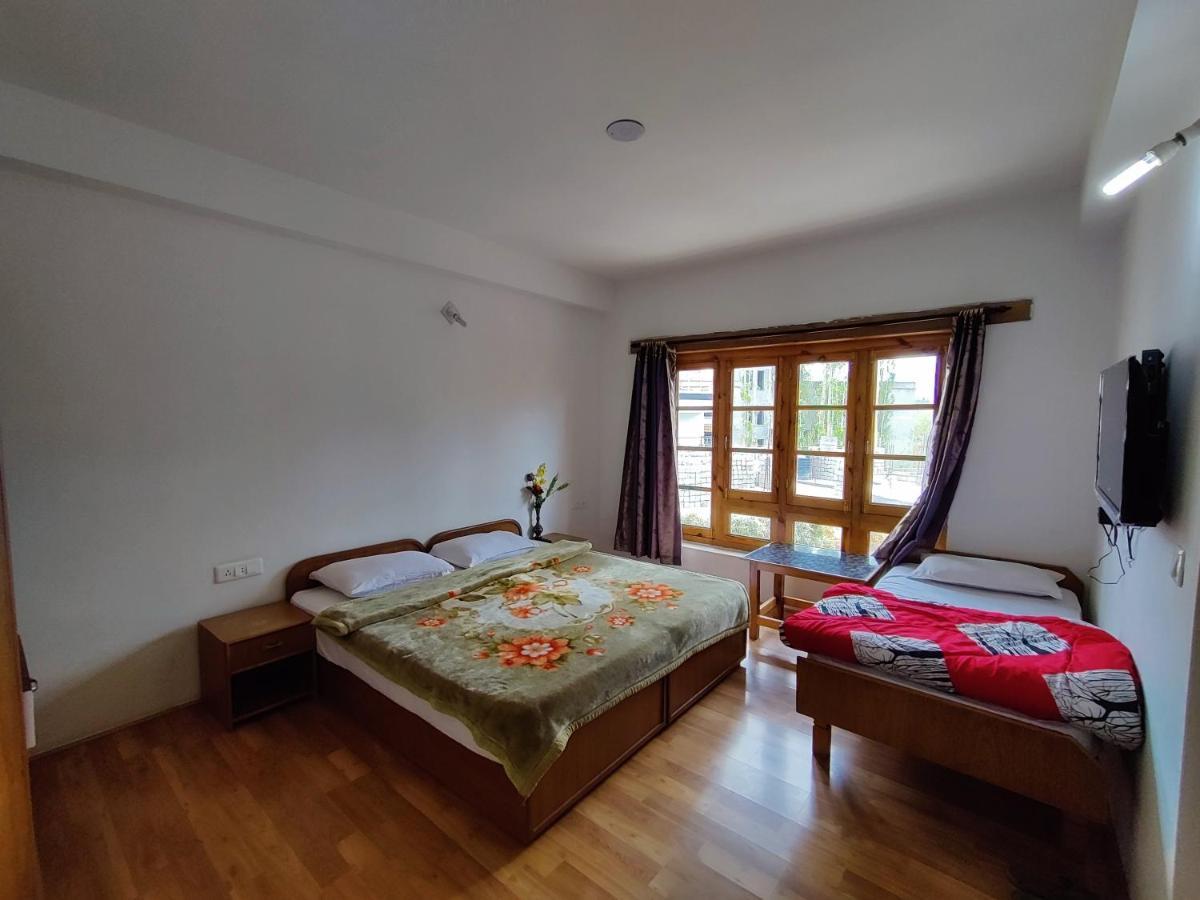 Jig Gyas Guest House Leh Exterior photo